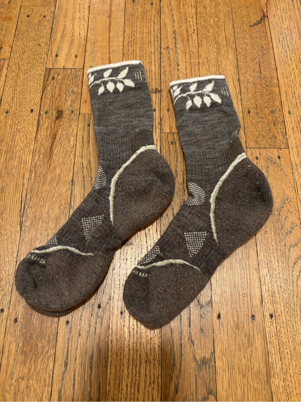 Smartwool Gray Crew Socks with White Leaf Accent